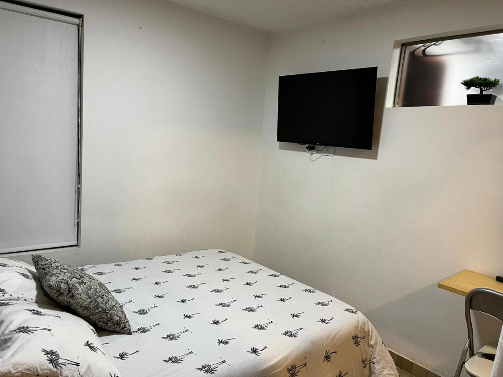Apartment Apartasuites 53 Cerca Al Aeropuerto 01